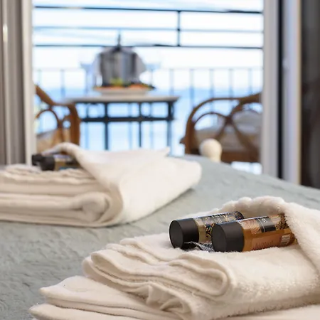 Di Mare (adults Only) 입소스