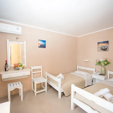 Di Mare (adults Only) 3*