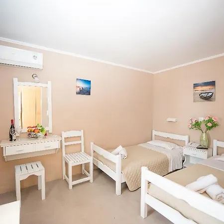 Di Mare (adults Only)